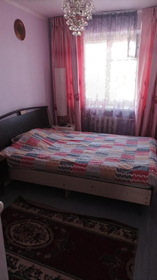 Аппартаментов В Золотом Квадрате Bishkek Exteriör bild